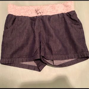 Circo 7/8 Girls Short Casual W/ Elastic waist